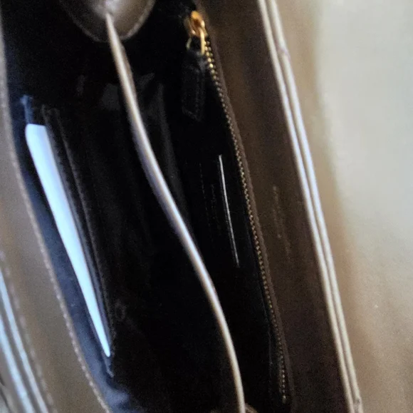 Saint Laurent Calfskin Y Quilted Monogram Toy Loulou Crossbody Bag Soil Brown - Picture 6 of 6